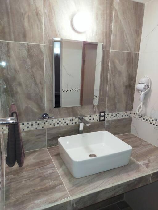 Loft Solimán - Netflix - HBO - Near Market 28 - Downtown Cancún Kültér fotó